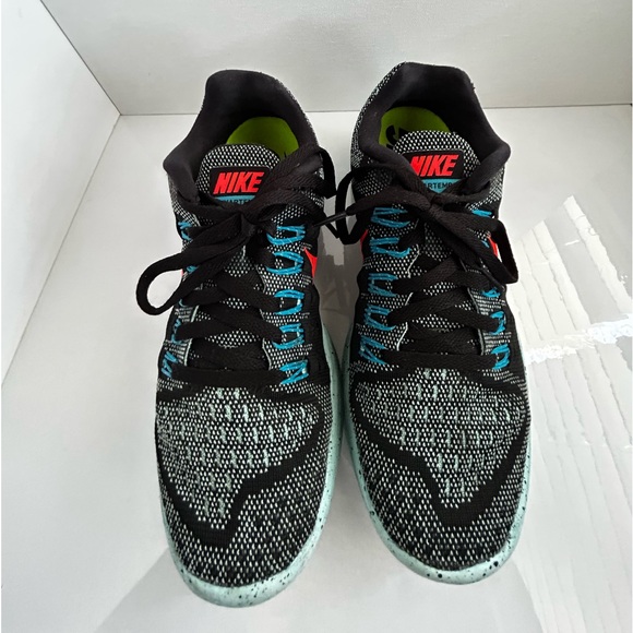 Nike Lunartempo Running Sneakers. - Picture 1 of 3